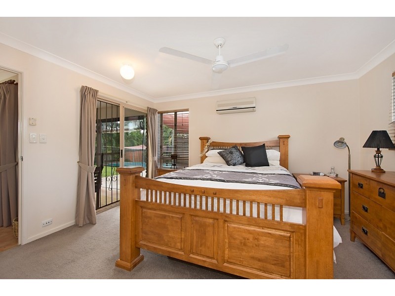 1060 Oakey Flat Road, Narangba QLD 4504