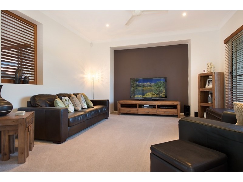 10 Lofty Court, Narangba QLD 4504