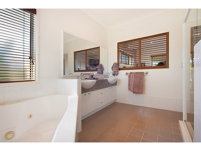 10 Lofty Court, Narangba QLD 4504