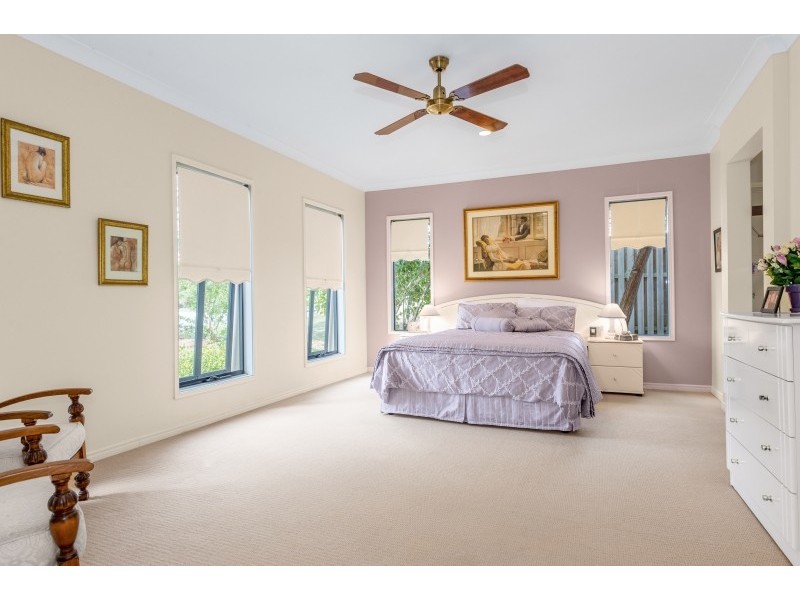 4 Outlook Place, Narangba QLD 4504