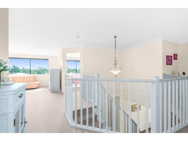 4 Outlook Place, Narangba QLD 4504