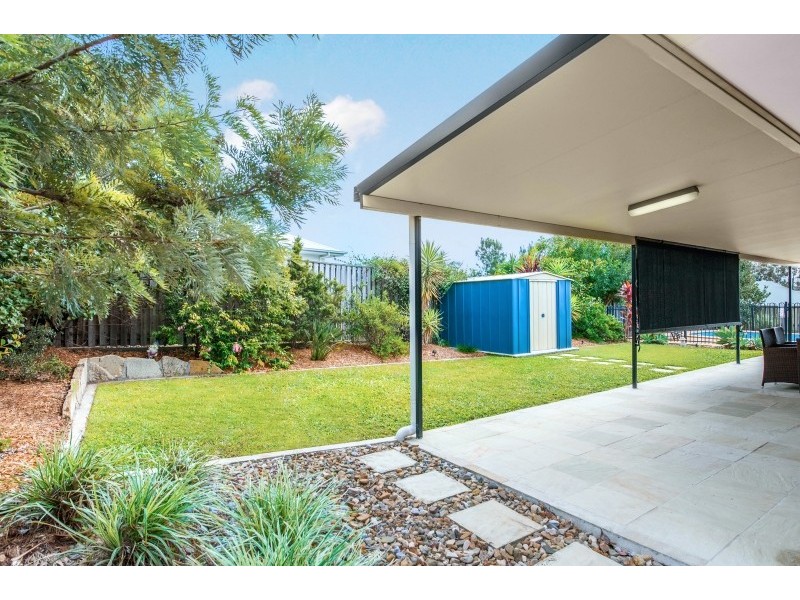 4 Outlook Place, Narangba QLD 4504