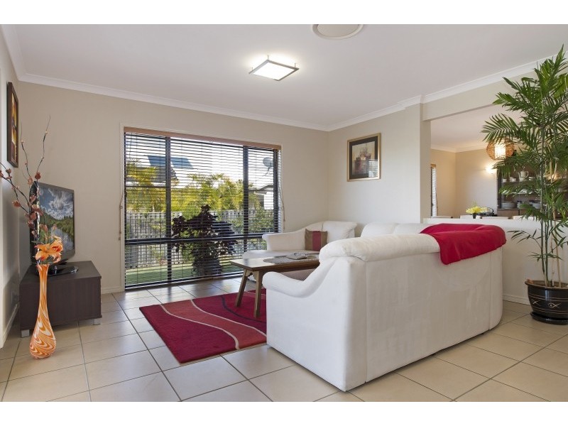 12 Lofty Court, Narangba QLD 4504