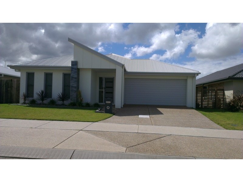 111 Central Green Drive, Narangba QLD 4504