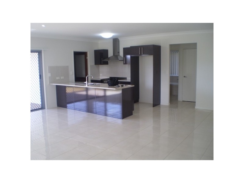 111 Central Green Drive, Narangba QLD 4504