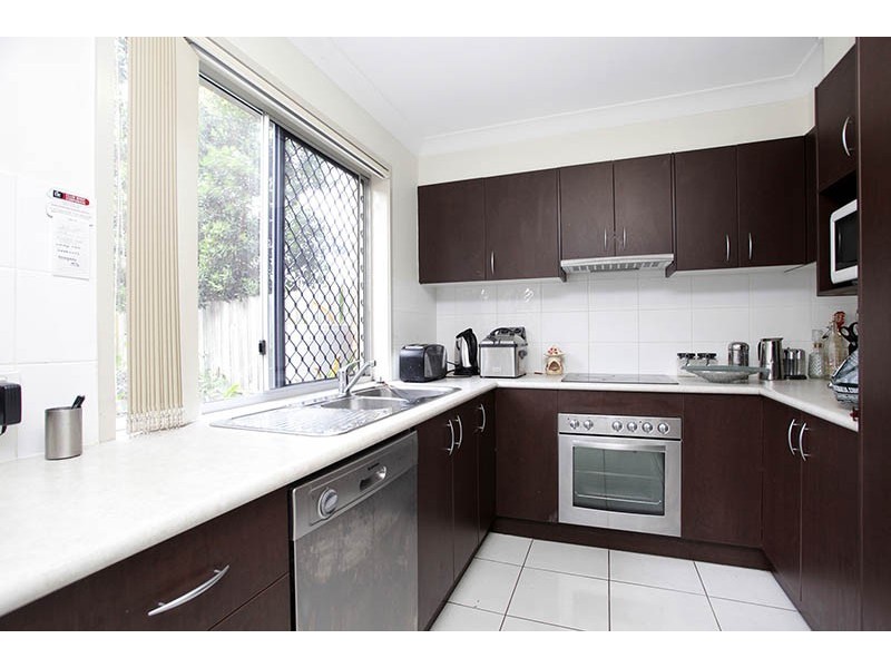 2/2 Station Road, Burpengary QLD 4505