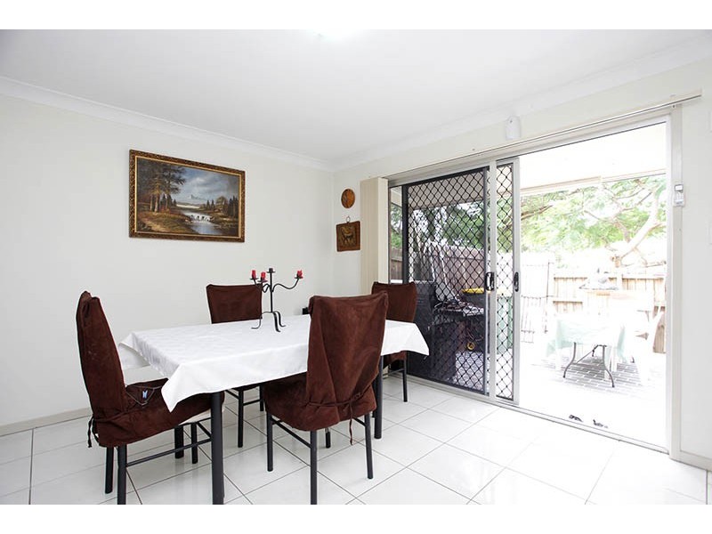 2/2 Station Road, Burpengary QLD 4505