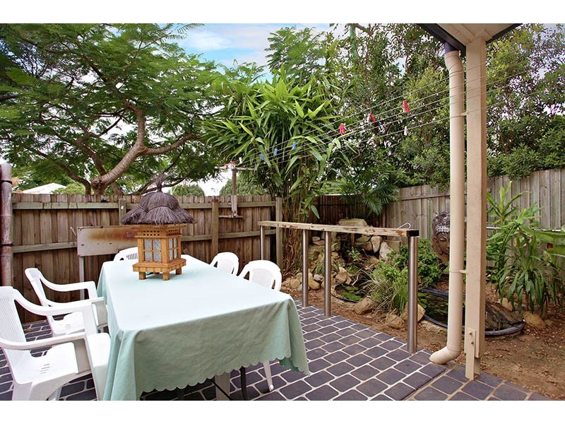 2/2 Station Road, Burpengary QLD 4505