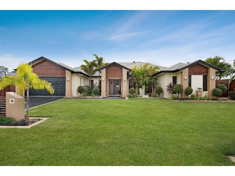 9 White Cedar Place, Narangba QLD 4504