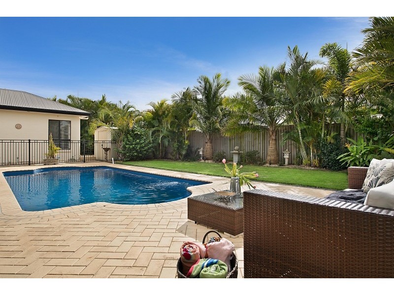 9 White Cedar Place, Narangba QLD 4504