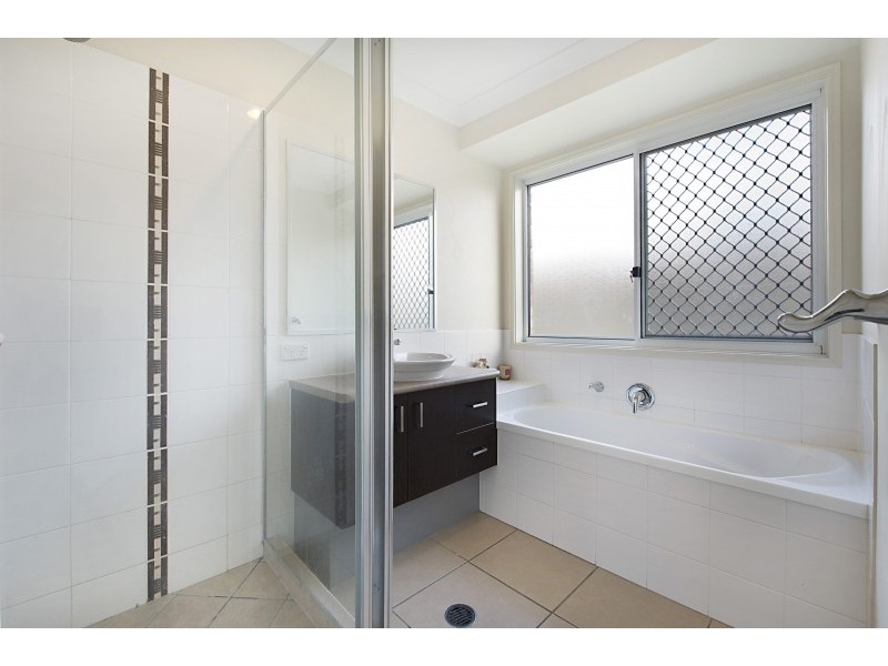 10 Radiata Court, Morayfield QLD 4506