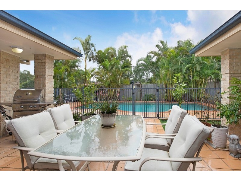 28 Ashford Circuit, Petrie QLD 4502