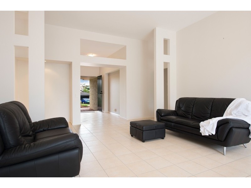 28 Ashford Circuit, Petrie QLD 4502