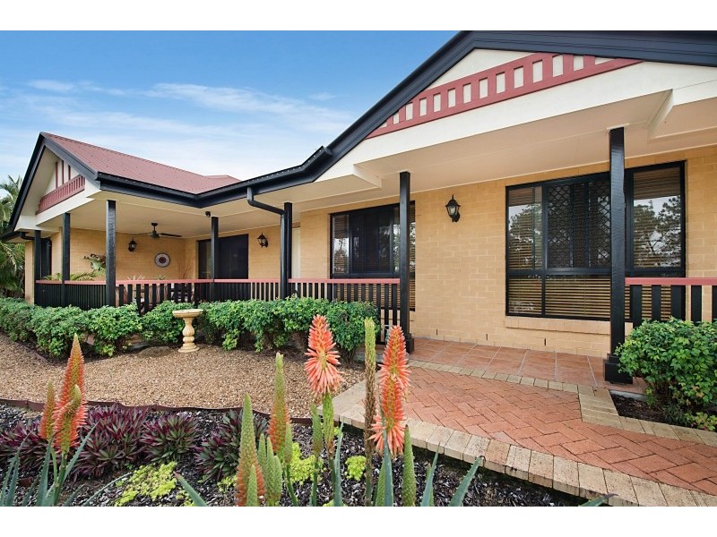 7 Payne Court, Petrie QLD 4502