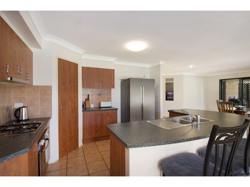 6 Myrtle Court, Narangba QLD 4504