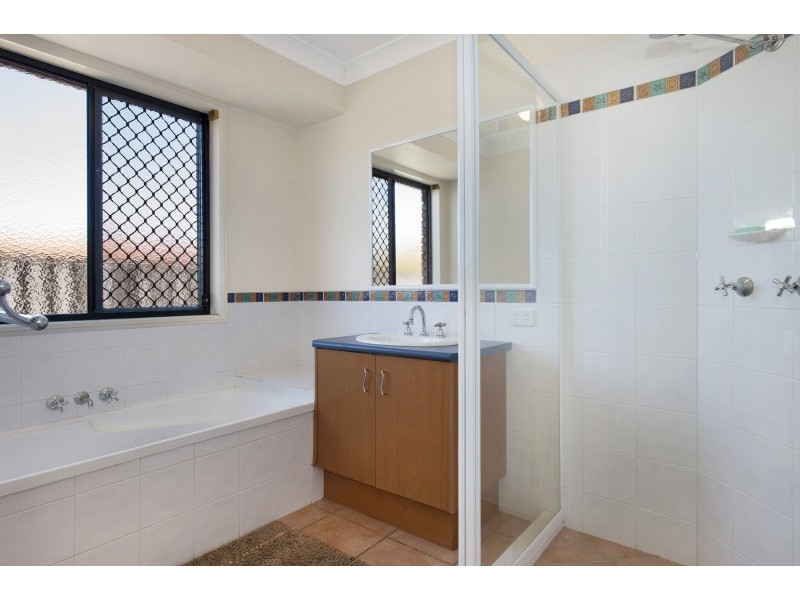 6 Myrtle Court, Narangba QLD 4504