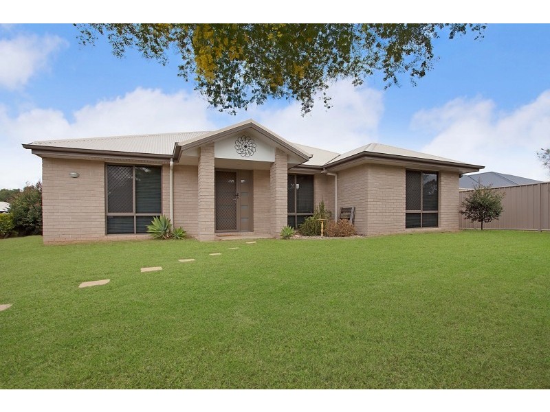 2 Skewis Street, Chinchilla QLD 4413