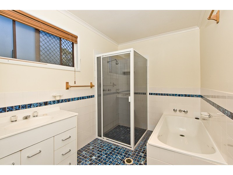 8 Wendy Crescent, Caboolture QLD 4510