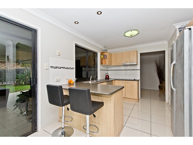 9 Rosa Court, Narangba QLD 4504