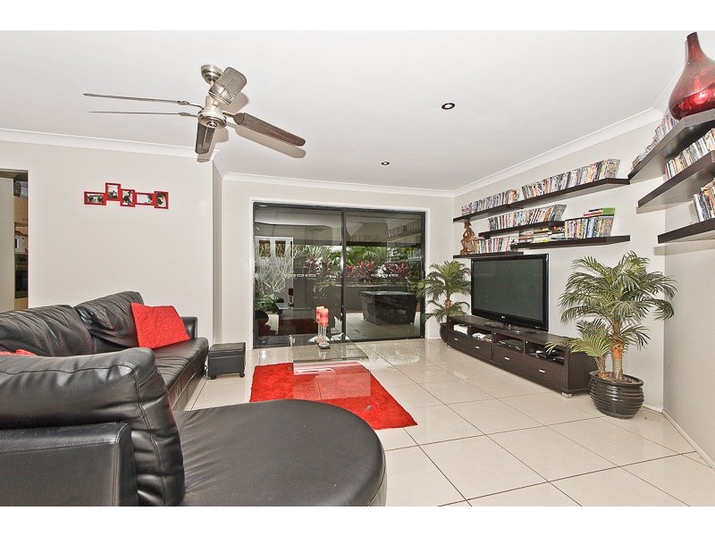 9 Rosa Court, Narangba QLD 4504