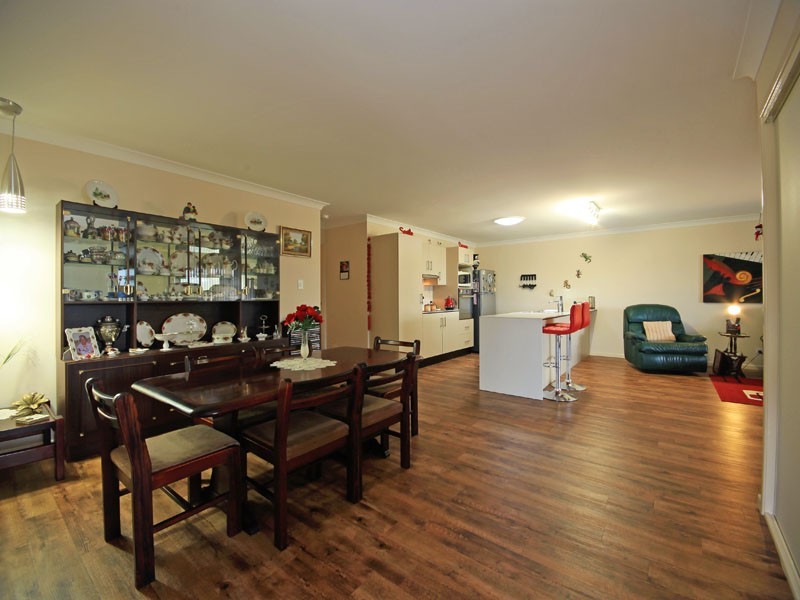 Unit 2 / 5 Huron Place, Narangba QLD 4504