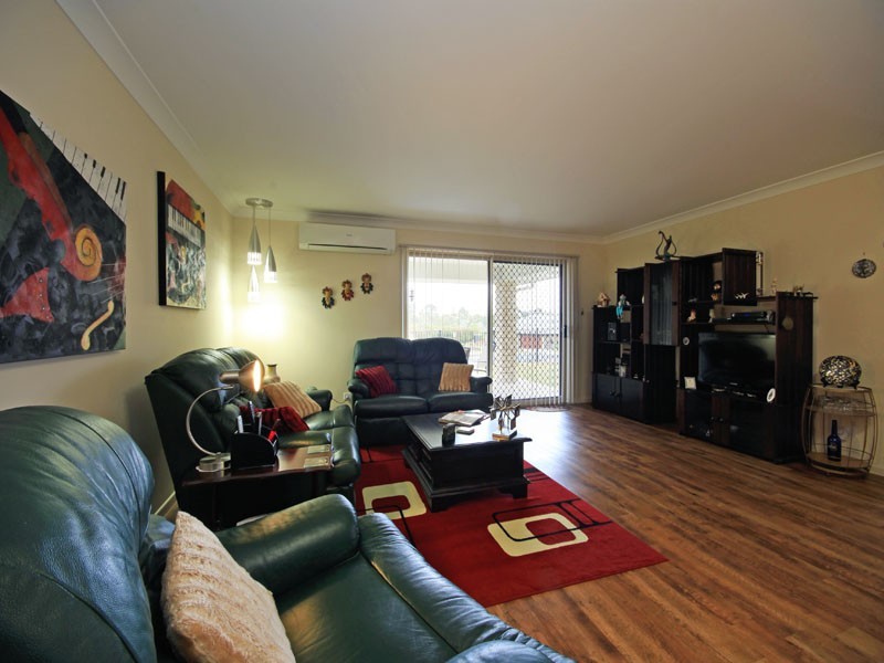 Unit 2 / 5 Huron Place, Narangba QLD 4504