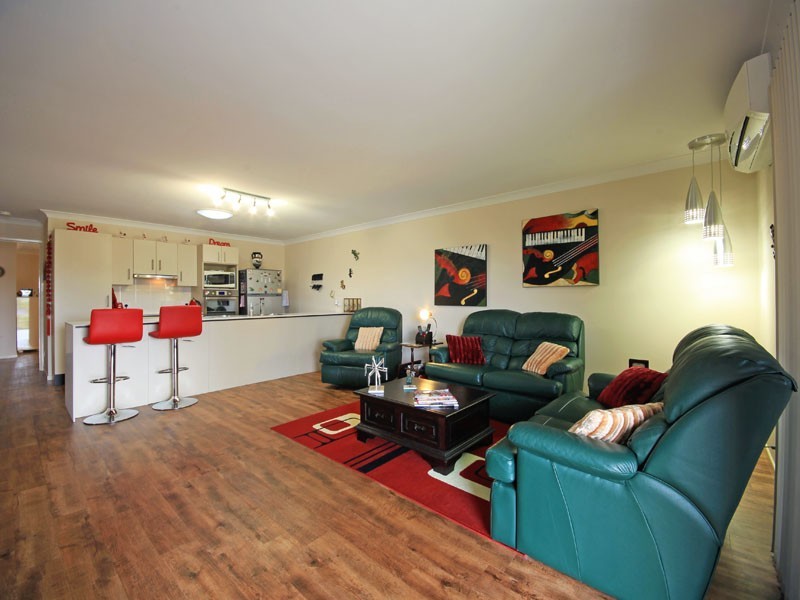 Unit 2 / 5 Huron Place, Narangba QLD 4504