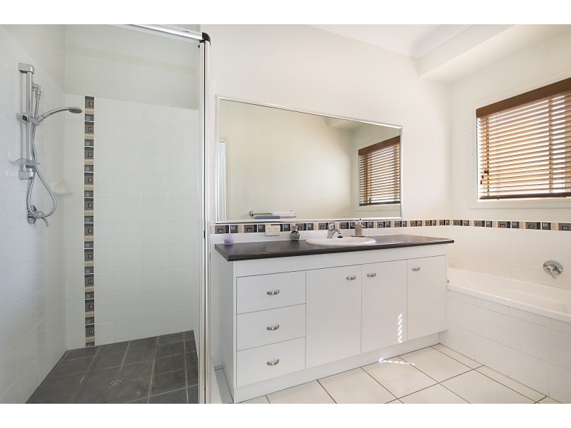 7 Aspect Place, Narangba QLD 4504