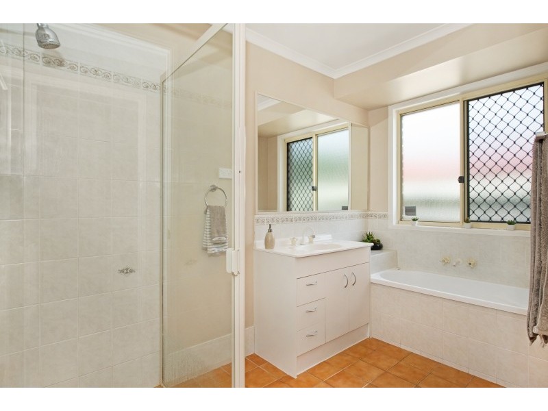 15 Cottontree Drive, Narangba QLD 4504