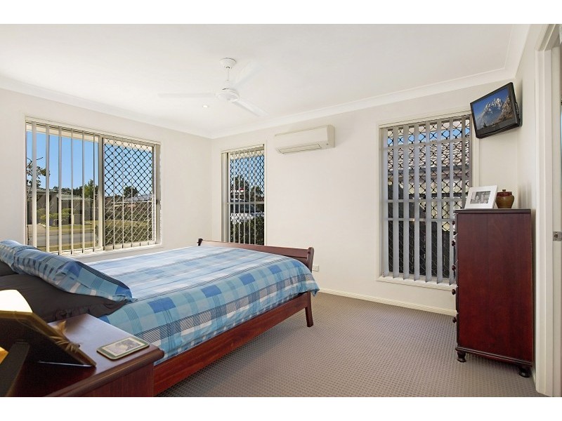 74 Pine River Drive, Murrumba Downs QLD 4503