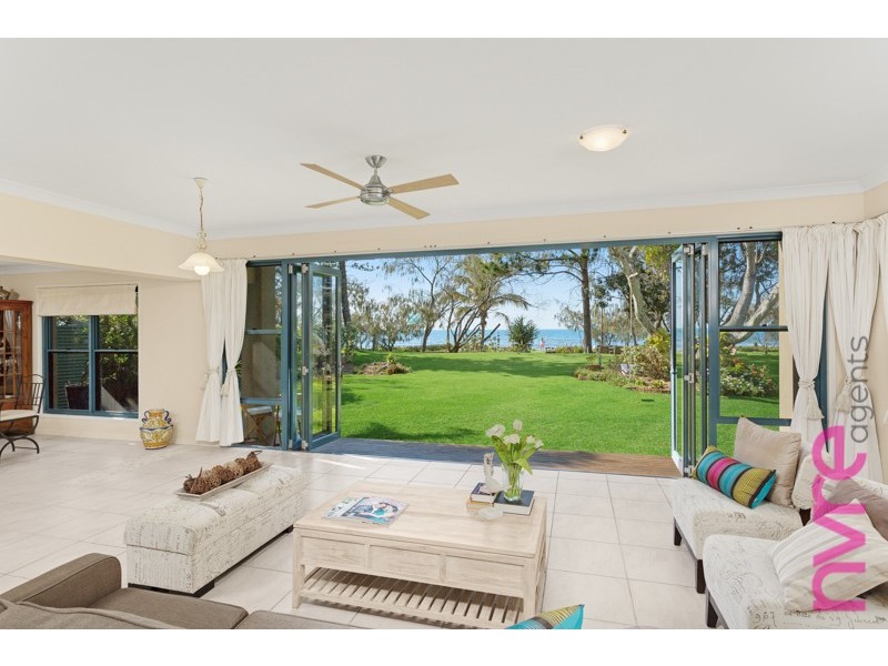 74 Bayside Drive, Beachmere QLD 4510