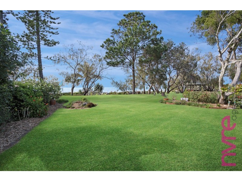 74 Bayside Drive, Beachmere QLD 4510