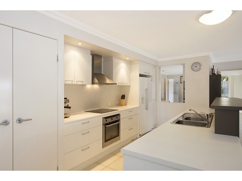 8 Shrike Court, Narangba QLD 4504