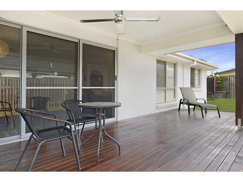 8 Shrike Court, Narangba QLD 4504