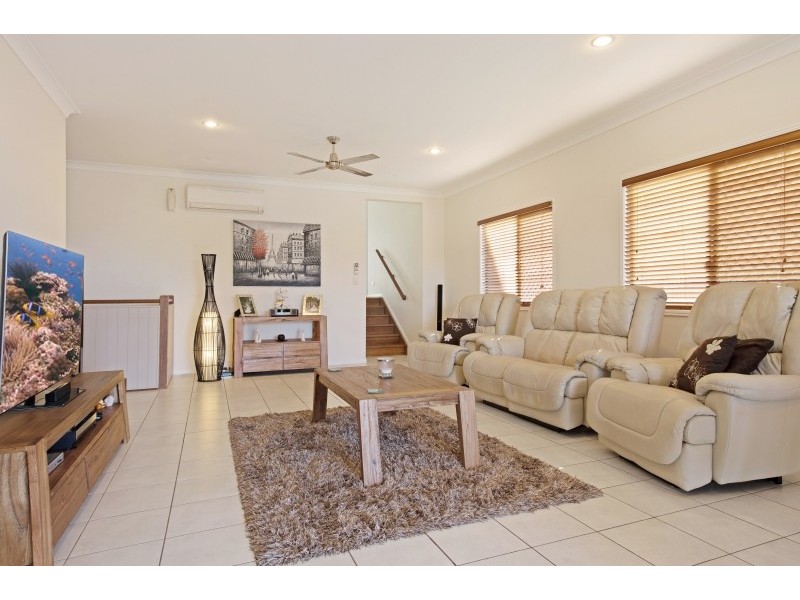 1108 Oakey Flat Road, Narangba QLD 4504