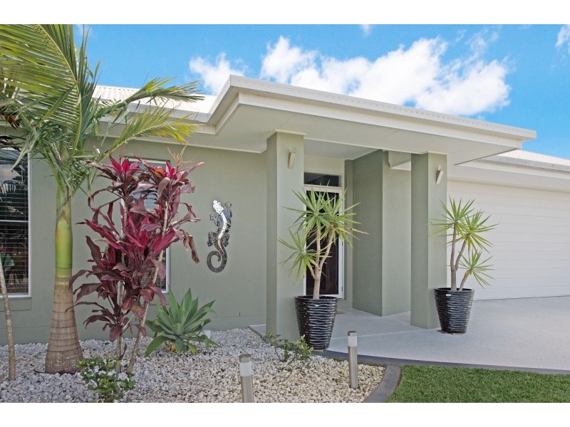 11 White Cedar Place, Narangba QLD 4504