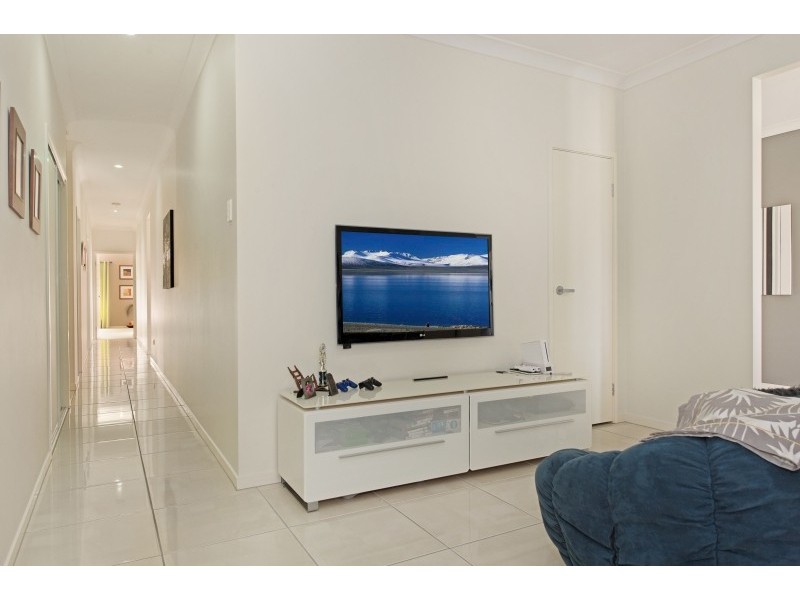 11 White Cedar Place, Narangba QLD 4504
