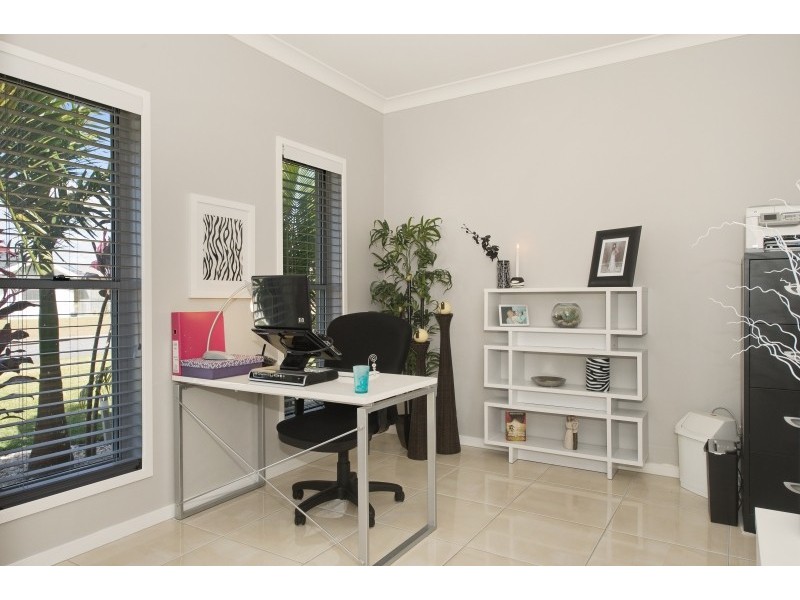 11 White Cedar Place, Narangba QLD 4504