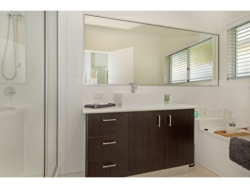 11 White Cedar Place, Narangba QLD 4504