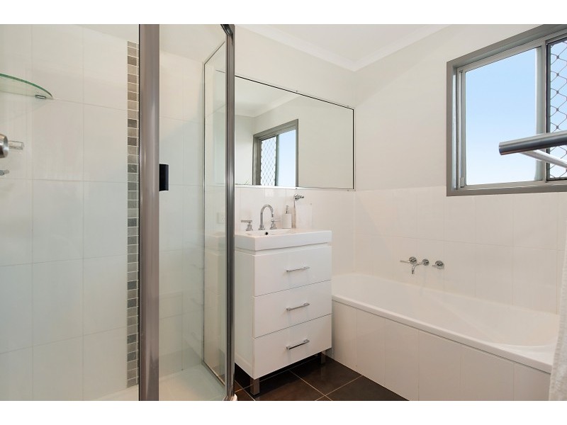 20 Blackwood Street, Morayfield QLD 4506
