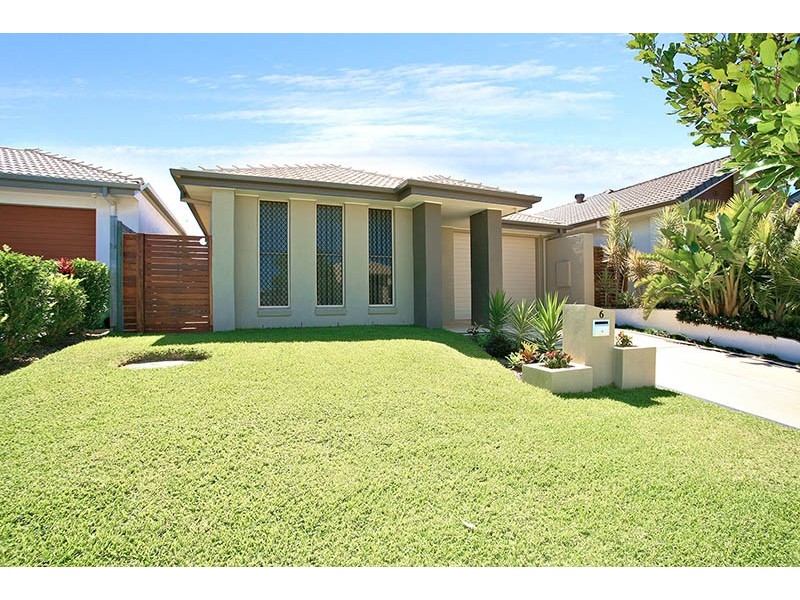 6 Millettia Close, North Lakes QLD 4509