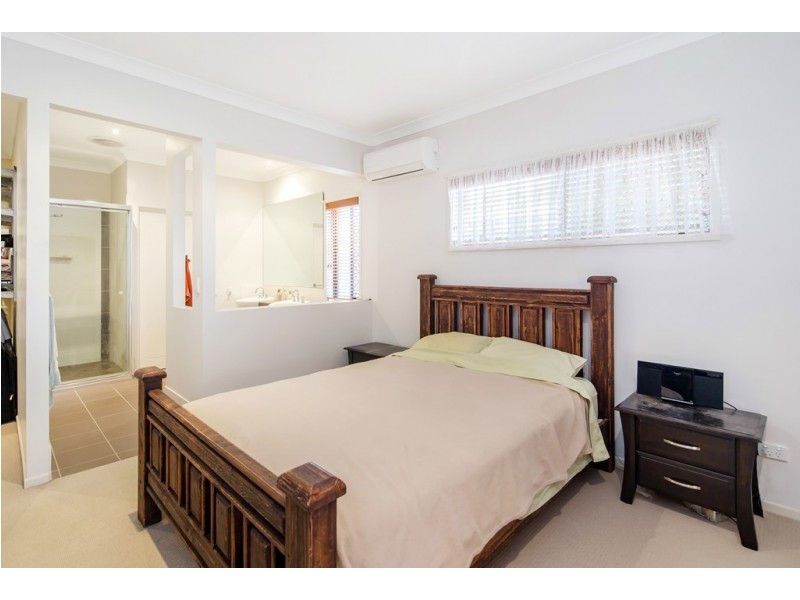 5 White Cedar Place, Narangba QLD 4504