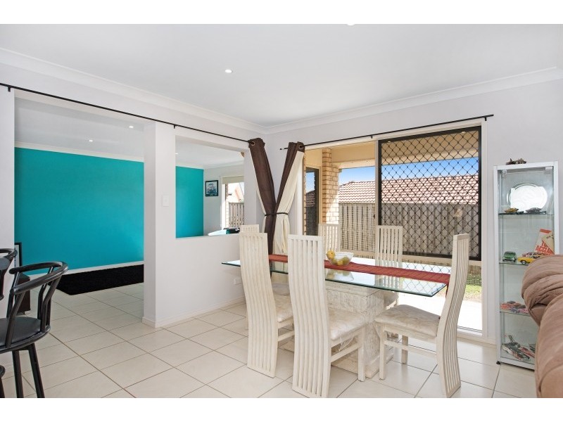 8 Kanuka Close, Narangba QLD 4504