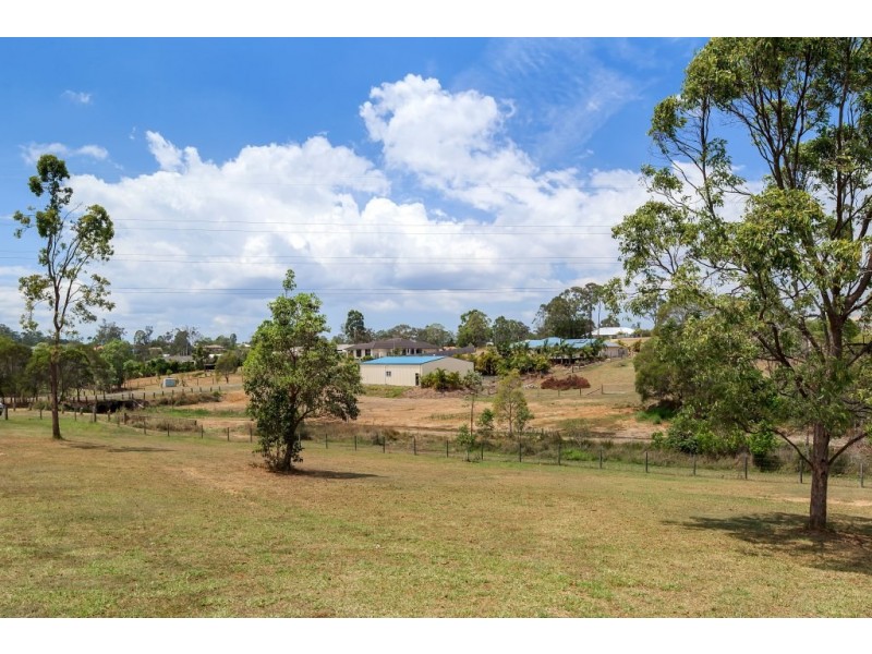 5 Pinot Court, Morayfield QLD 4506