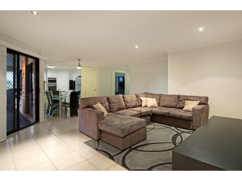 2 Lennon Boulevard, Narangba QLD 4504