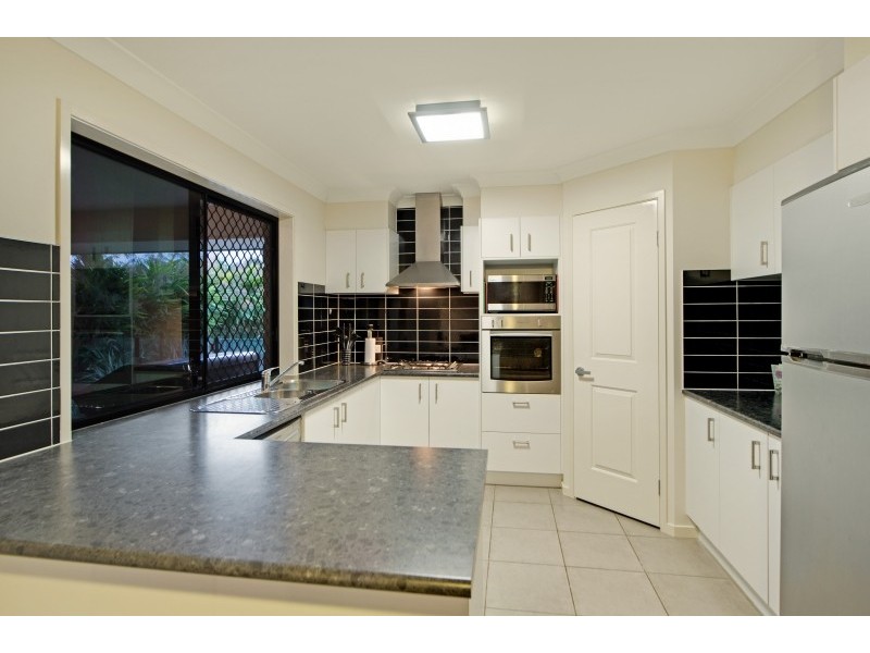 2 Lennon Boulevard, Narangba QLD 4504