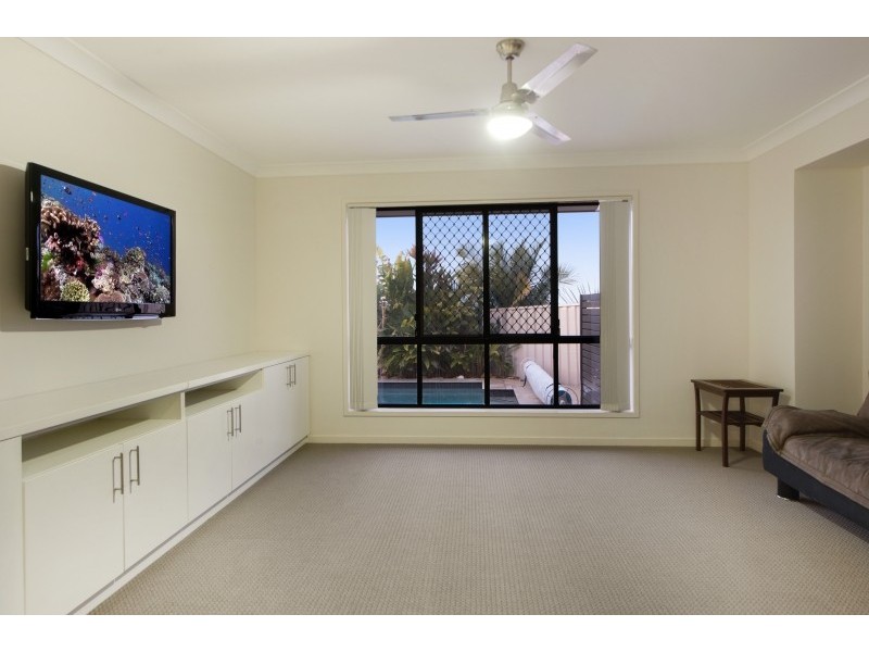 2 Lennon Boulevard, Narangba QLD 4504