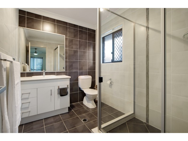 2 Lennon Boulevard, Narangba QLD 4504