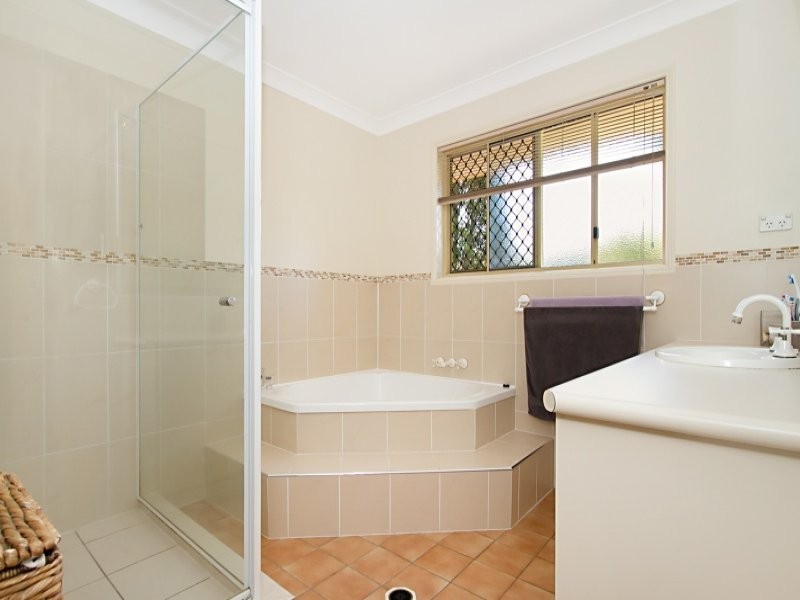 25 Ridgewood Drive, Burpengary QLD 4505