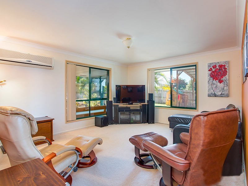 2 Williamina Court, Narangba QLD 4504